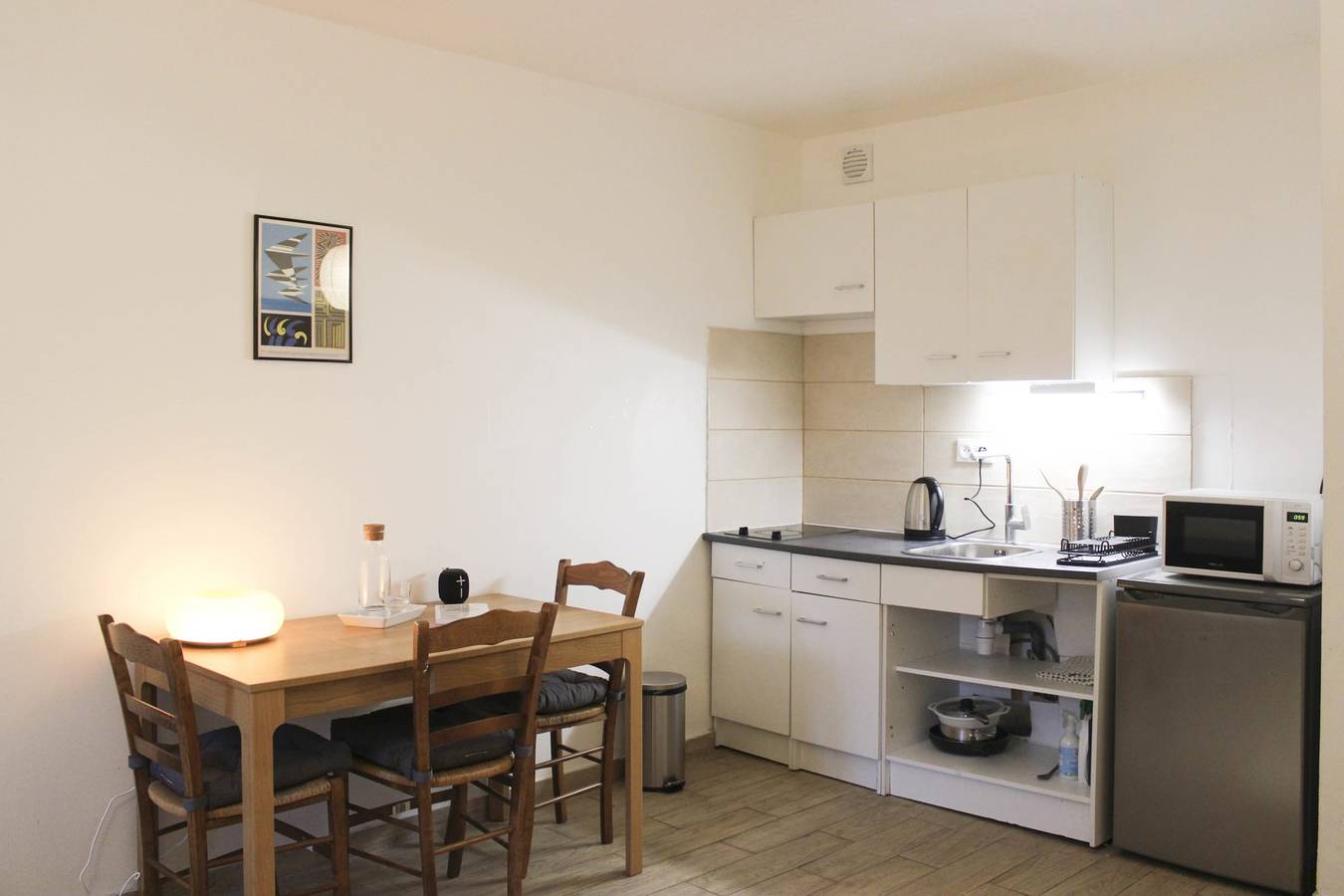 Entire studio, Bright studio in Pantin, perfect for couples in Pantin, Seine-Saint-Denis