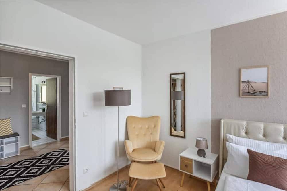 Ganze Wohnung, Charysma: Weserufer | stylish | alle Schlafzimmer mit Smart-Tv | 2 Parkplätze in Hameln, Weserbergland