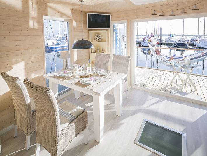 Hausboot für 5 Personen, mit Terrasse auf Fehmarn - 2