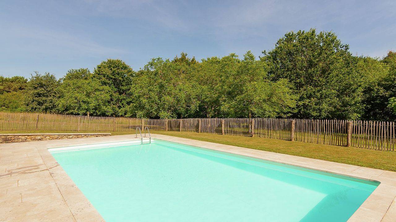 Appartement de vacances entier, Appartement de vacances pour 19 personnes avec jardin in Saint-Georges-de-Montclard, Périgord Pourpre