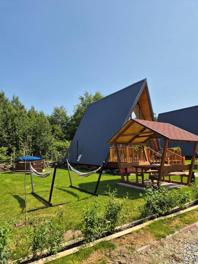 Doka Valea Sebesului A-Frame in Hârseni, Karpaty (Rumunia)
