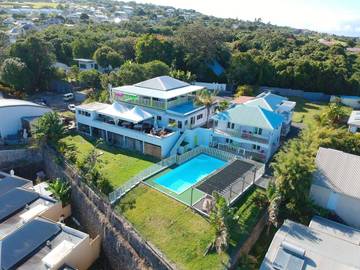 Hôtel pour 2 personnes, avec jardin ainsi que piscine et terrasse sur l' Île de la Réunion