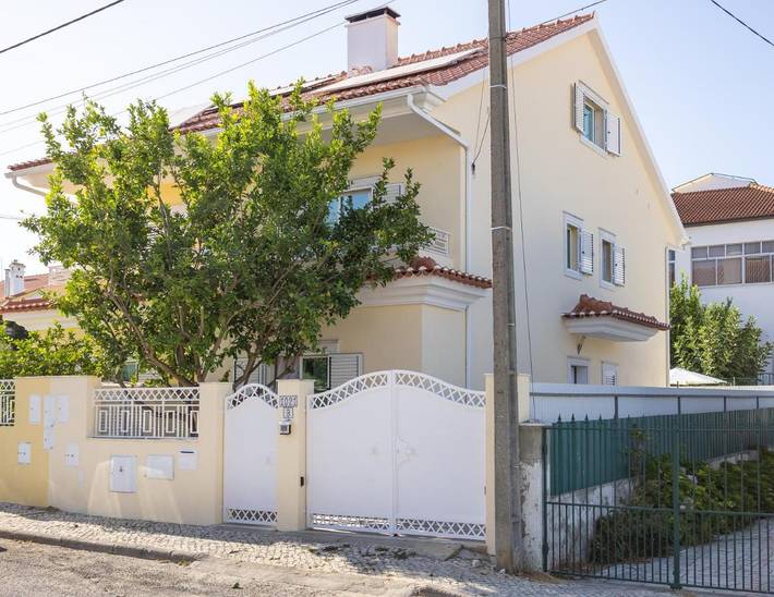 Casa de vacaciones para 2 personas, con Balcón además de Jacuzzi y Vistas en Setubal - 2