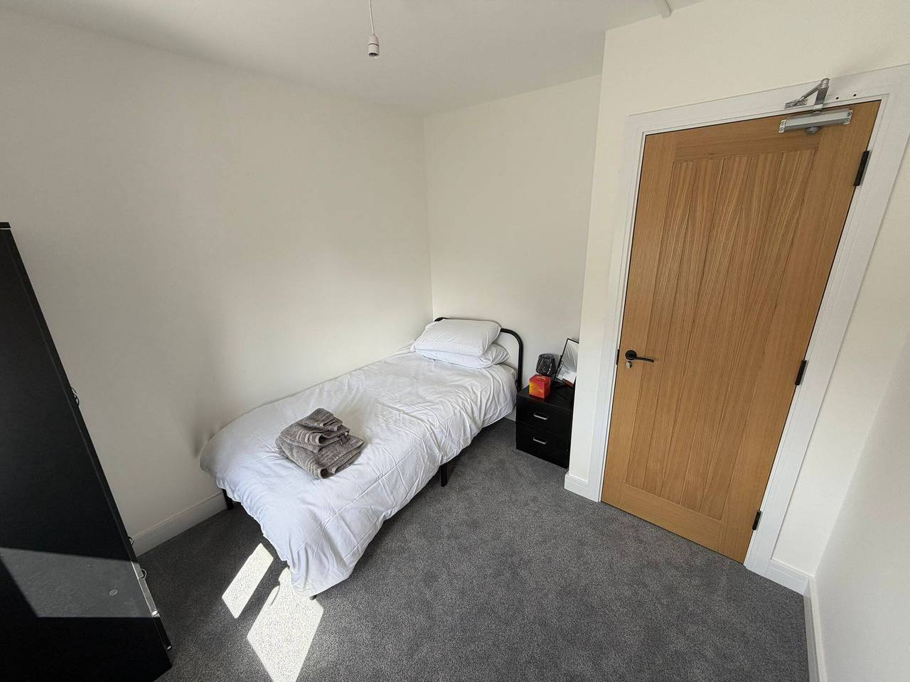 Chambre simple spacieuse et lumineuse dans une maison d'hôtes in Chelmsford, Essex