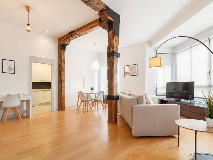 Ganze Ferienwohnung, Ferienwohnung für 4 Personen mit Balkon/Terrasse in Bilbao, Bizkaia