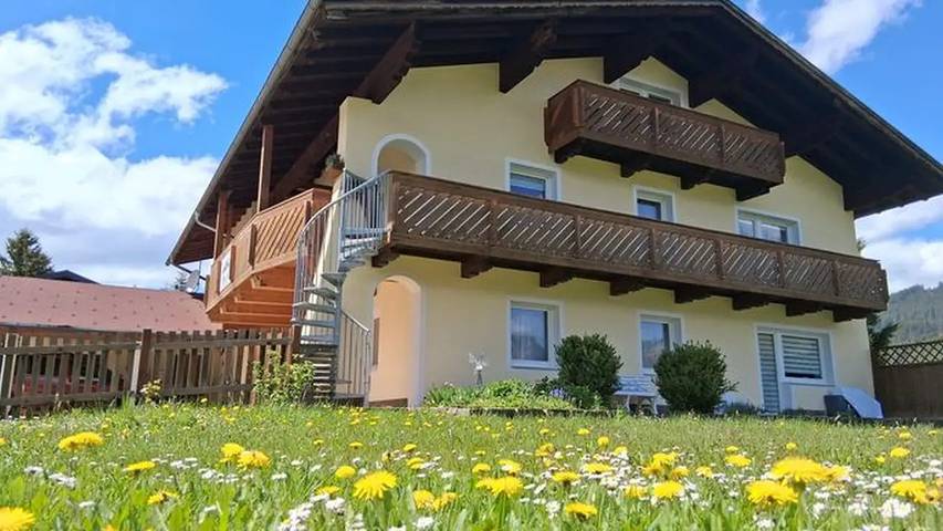 Vakantiewoning voor 7 personen, met balkon en tuin in Tannheim