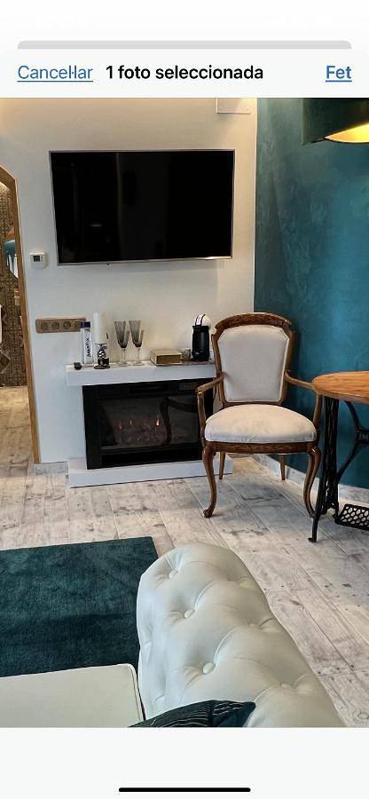 El Molí de Pontons suites con jacuzzi spa in Alt Penedès, Interior de Barcelona