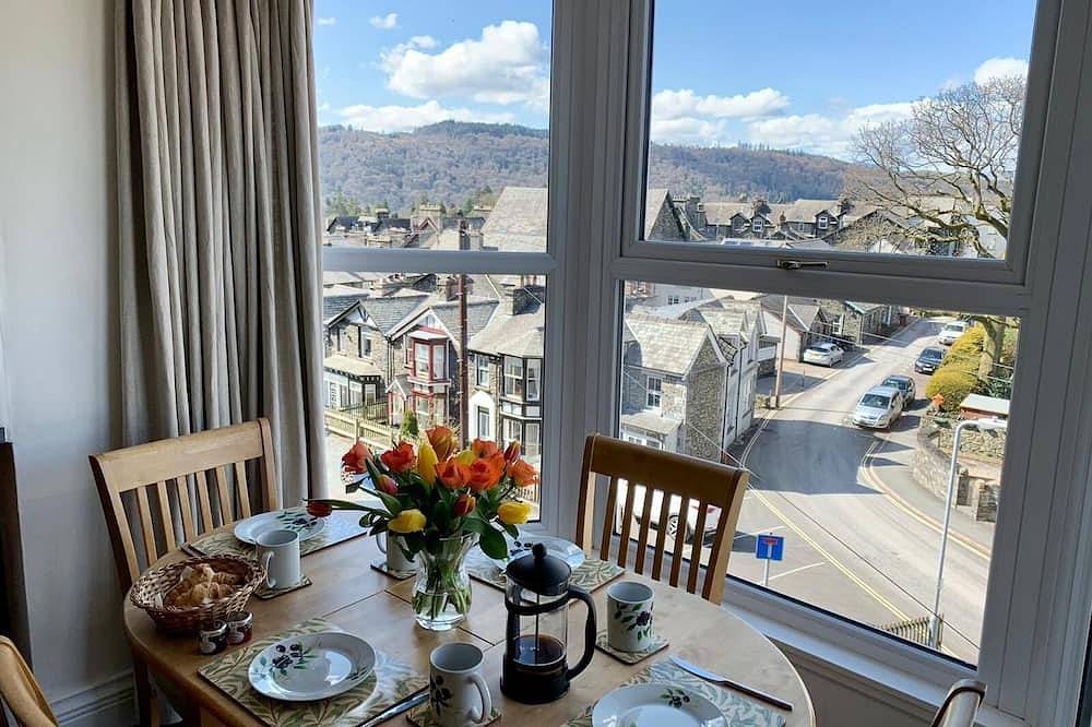 Apartment for 5 People in Bowness-on-Windermere, Cumbria