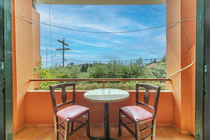Entire studio, Studio Apartment "Arianna Studio Ground Floor 2" with Sea View, Shared Pool & Wi-Fi in Paleokastritsa, Corfu