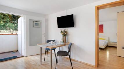 Ferienwohnung für 2 Personen in Immenstaad am Bodensee, Obersee (Bodensee), Bild 2