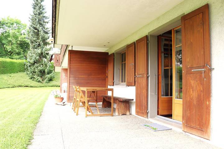 Entire holiday apartment, Appartement Petit Pré A - 2 chambres à coucher, 80m², 4 personnes in Château-d' Œx, Pays-d'Enhaut Region