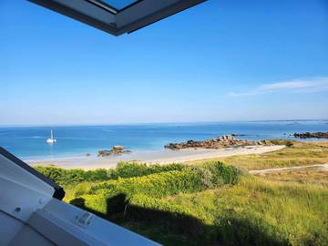 Gîte pour 5 personnes, avec vue ainsi que jardin et terrasse dans Trévignon