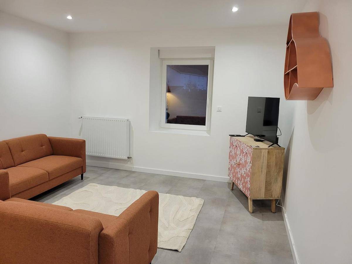 Appartement entier, Three-Bedroom Apartment in Laveline-devant-Bruyères, Région d'Épinal