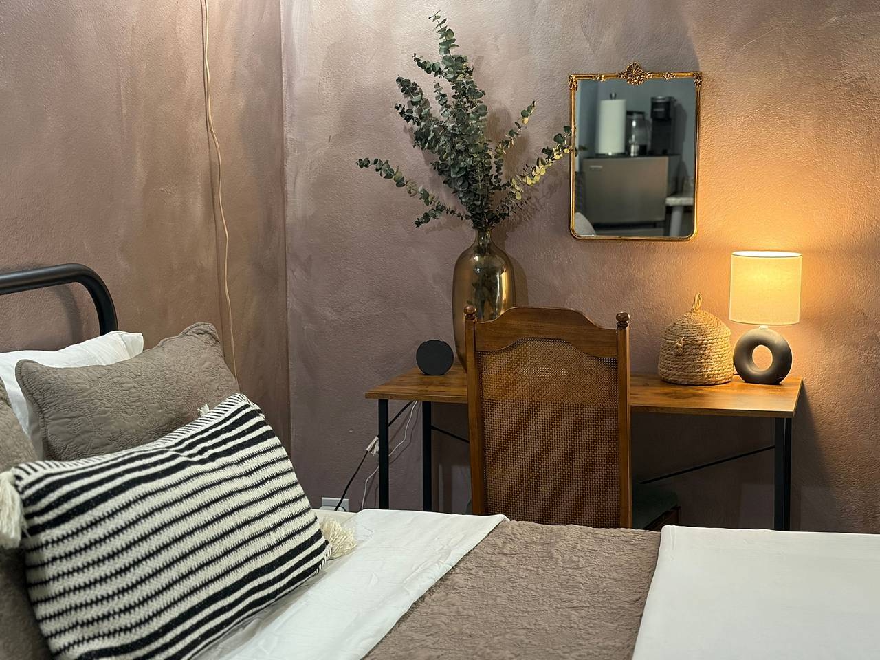 Entire apartment, Cozy Private Studio Near Denver - Prime Location! in Arapahoe County