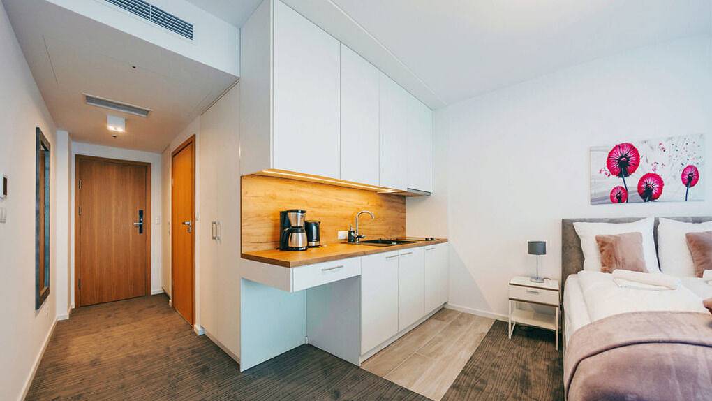 Hel semesterlägenhet, Sun&Snow Seaside Apartments - Apartament 212 mit Meerblick in Kołobrzeg, Polish Baltic Sea