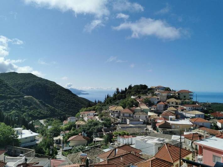 Vakantiehuis voor 8 personen, met balkon in Parga