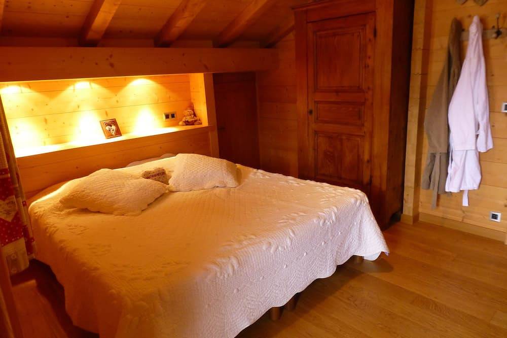 Chalet tout confort avec magnifique vue sur la chaine des aravis, spa in Le Grand-Bornand, Région d'Annecy