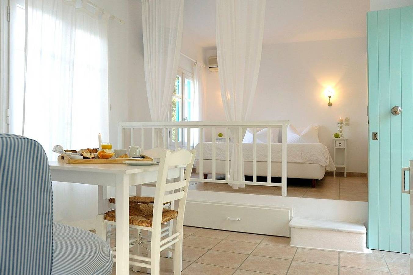 Studio Aelionis, Divine Sea Views, Furnished Terrace, Milos in Pollonia, Milos