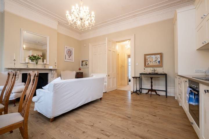 Ferienwohnung für 4 Personen, mit Balkon/Terrasse, kinderfreundlich in Brighton - 3