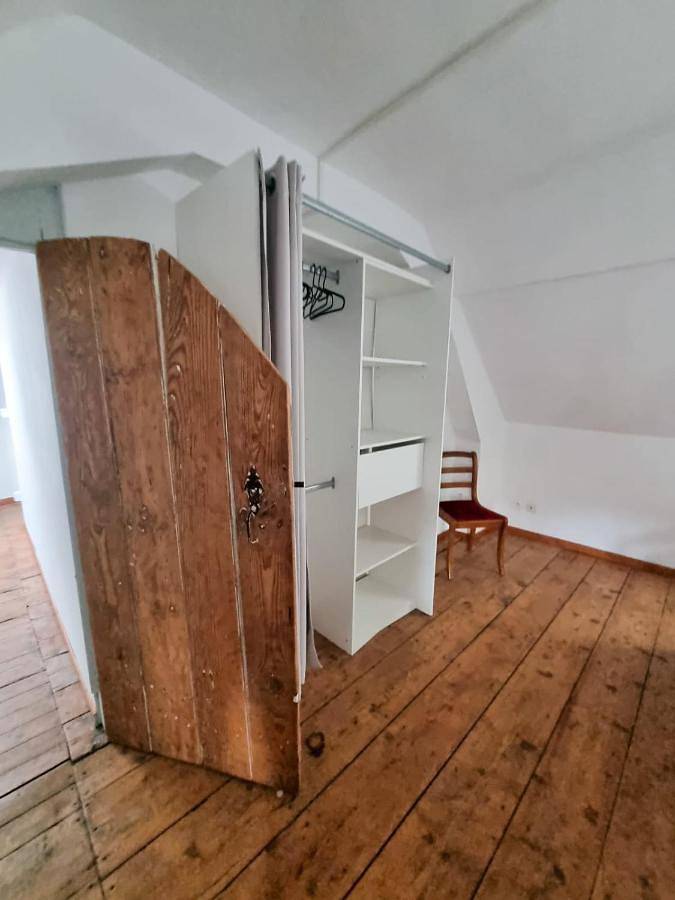 Gîte pour 4 personnes, avec terrasse ainsi que jardin et vue à Bourbon-l'Archambault - 3