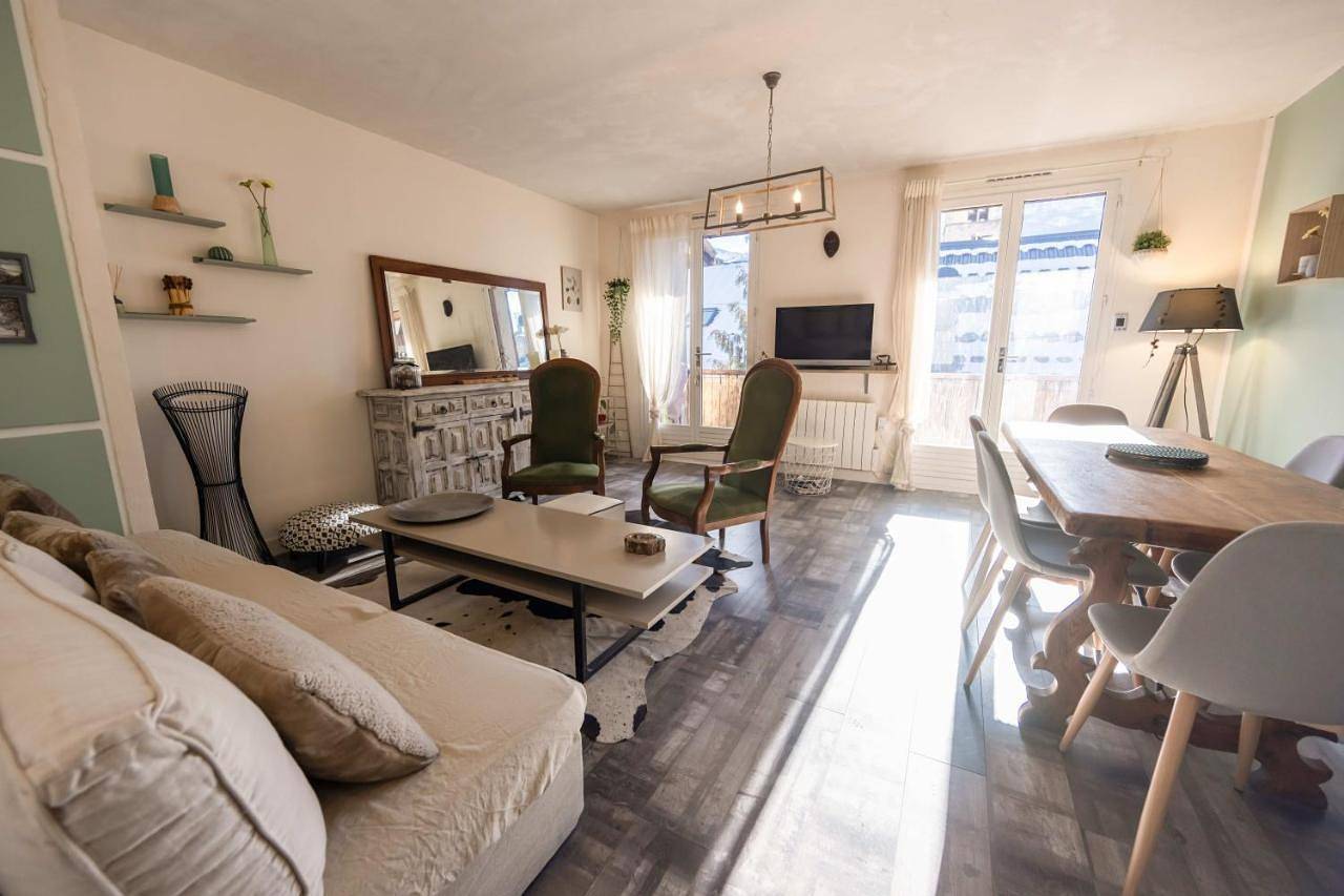 Appartement entier, Douce Altitude - Centre ville - Balcon in Barcelonnette, Val d’Allos