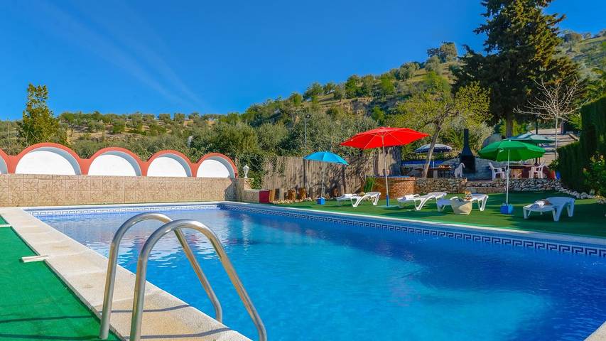 Casa rural para 14 personas, con piscina y balcón/terraza, Se admiten mascotas en Priego de Córdoba - 2