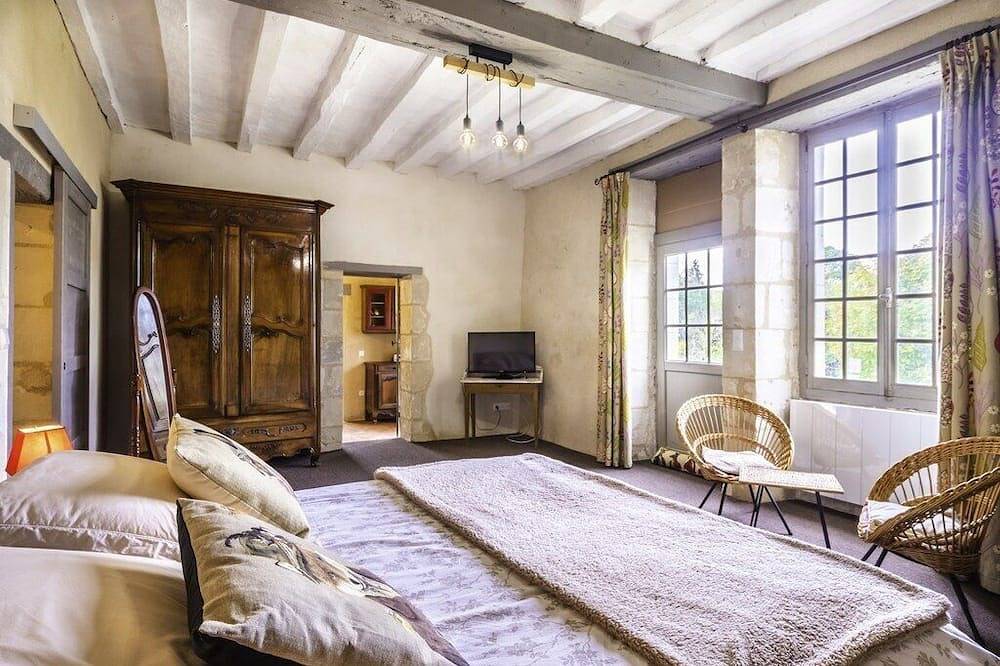 Charming residence in the heart of the Chateaux de la Loire: Romanticism, calm, nature in Rivarennes, Loire-Tal