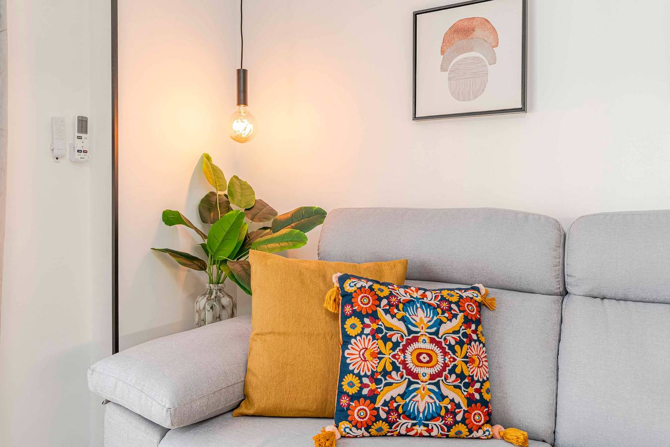 Entire apartment, Apartment 'Apartamento Canasteros 12 Centro' with Balcony, Wi-Fi and Air Conditioning in Centro-Sagrario, Granada