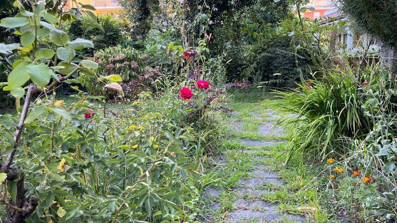 Ganze Wohnung, Antica Casa Storica con Giardino in Domodossola, Comune di Domodossola