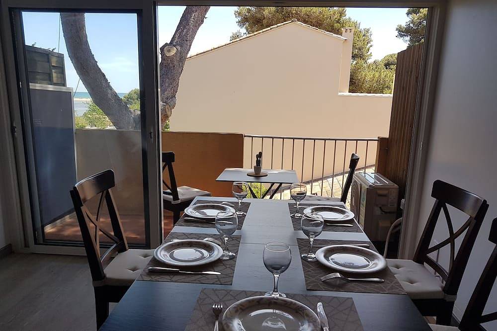 Ganze Wohnung, 5 people Sea view terrace in the heart of the resort in La Franqui, Leucate