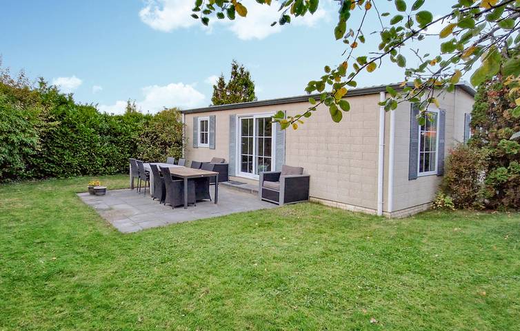 Camping für 4 Personen, mit Terrasse und Garten in Ouddorp