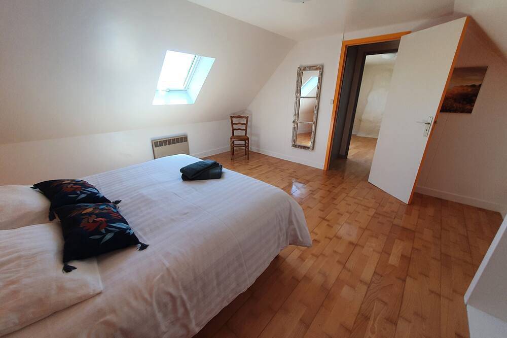 Maison typique Ouessantine avec son jardin clos et arboré. Location tout inclus. in Ouessant, Région de Brest