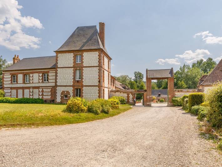Location de vacances pour 13 personnes, animaux acceptés à Beauchamps