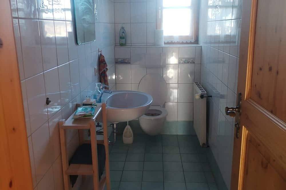 Ganze Wohnung, Ferienwohnung Rosenblüte auf Biobauernhof im schönen Oberallgäu in Altusried, Bayerisch Schwaben