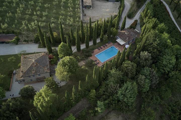 Villa per 12 persone, con piscina e balcone nonché giardino, con animali domestici - 1