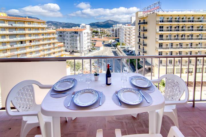 Gîte pour 5 personnes, avec terrasse dans Santa Margarida - 2