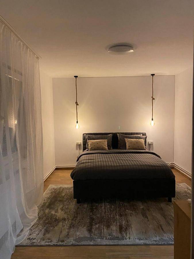 Appartement entier, Apartment with Balcony in Brașov, Carpates
