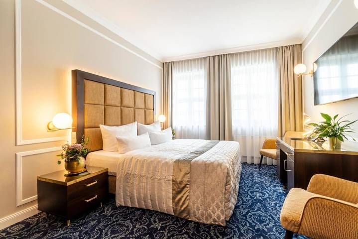 Hotel für 4 Personen, mit Terrasse und Whirlpool sowie Sauna, mit Haustier in Internationales Dixieland Festival Dresden - 2