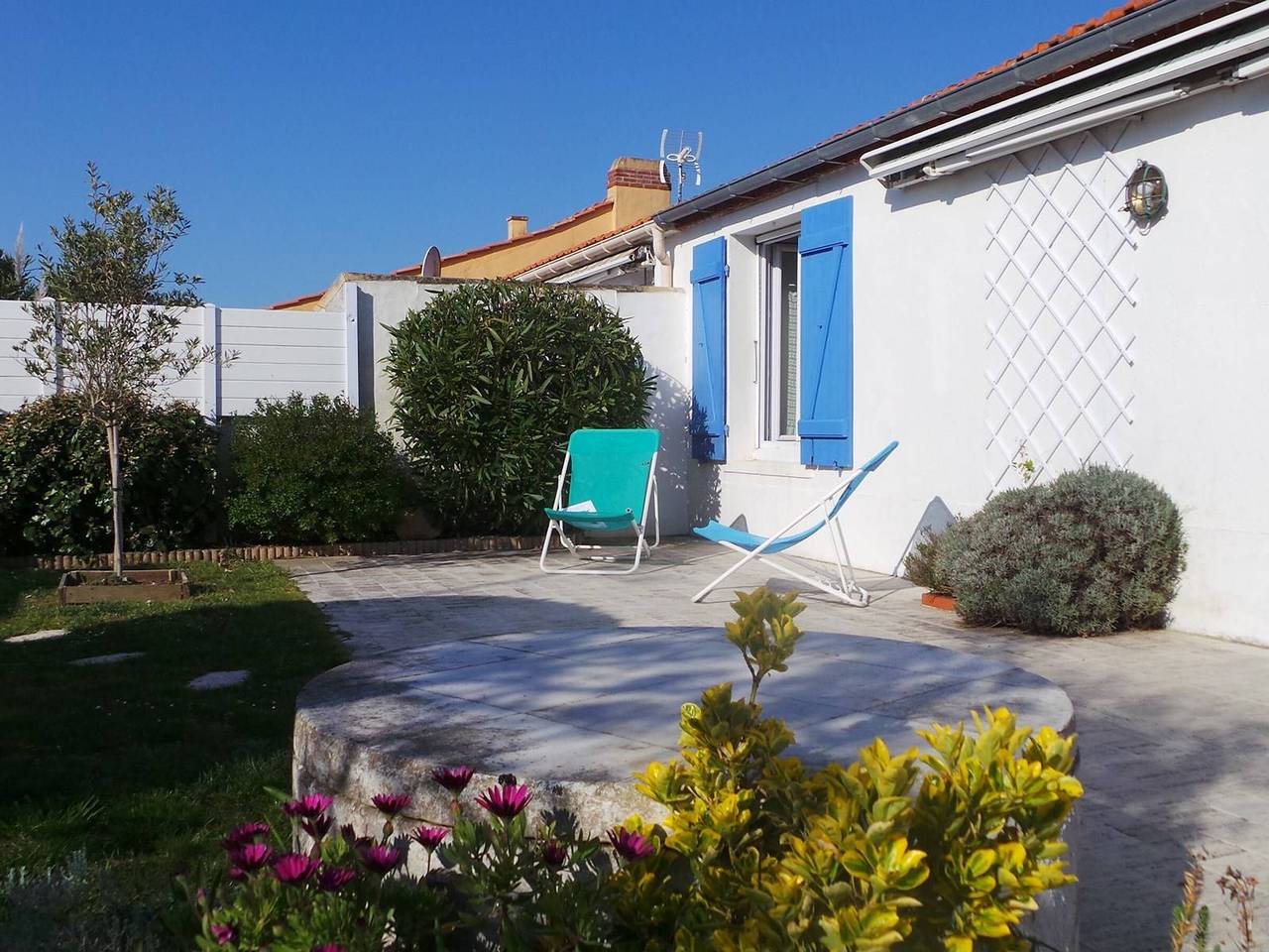Maison rénovée 3 pièces avec jardin clos, à 700m des plages et 400m du centre de l'Épine in L'Épine, Noirmoutier