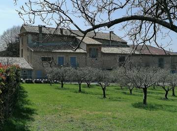Gîte pour 4 personnes, avec terrasse à Les Mées