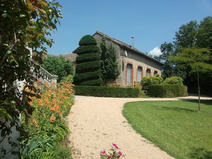 Gîte pour 5 personnes, avec sauna et piscine, adapté aux familles dans Saône-et-Loire