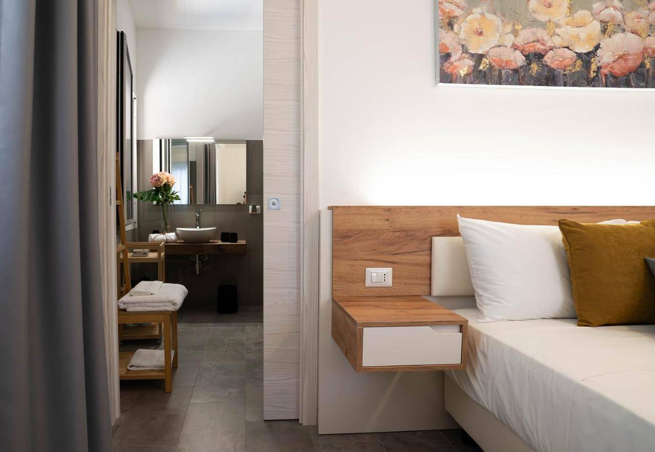Double Room with Private Bathroom in Partinico, Provincia di Palermo