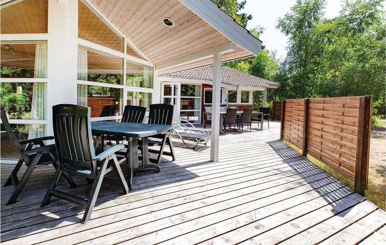 Ferienhaus für 8 Personen, mit Whirlpool und Terrasse sowie Sauna auf Seeland - 4