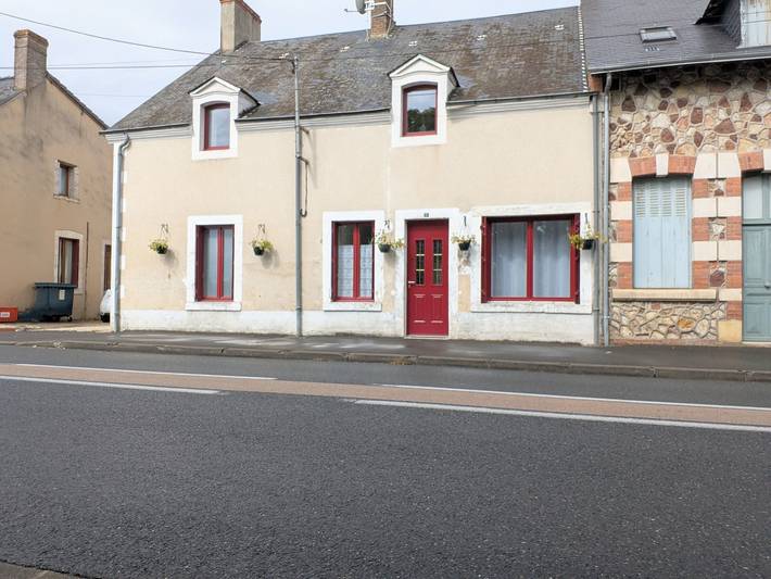 Gîte pour 7 personnes, avec jardin à Méobecq