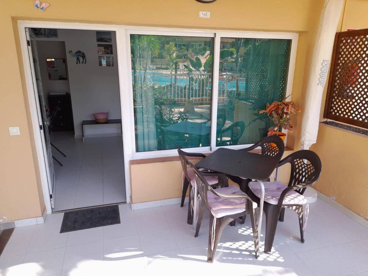 Entire apartment, Alicebungalowpoolview-Summer in Corralejo, La Oliva
