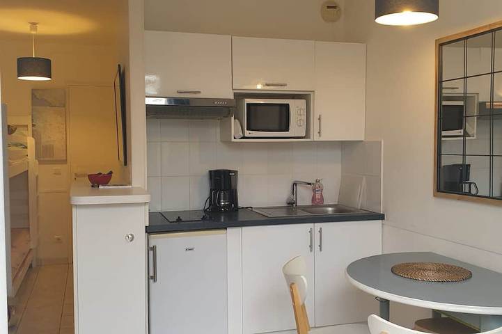 Entire apartment, Studio In Residence With Pool And Parking in La Couarde-sur-Mer, Ile de Re