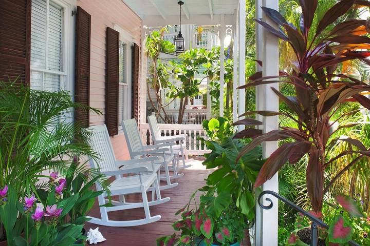 Chambre d’hôte pour 2 personnes, avec balcon ainsi que vue et jardin