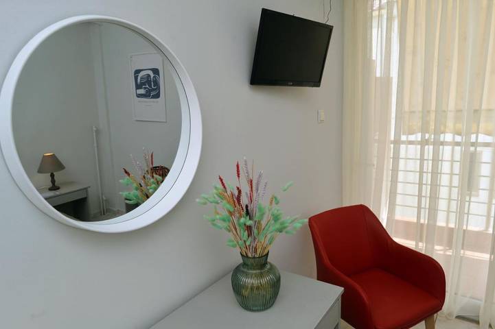 Gîte pour 2 personnes, avec Balcon et Terrasse ainsi que Jardin et Vue dans Mikra Mandinia - 3