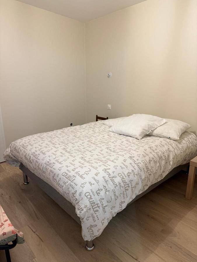 Gîte pour 6 personnes, avec jardin à Écommoy - 2