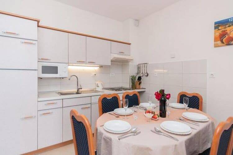 Appartement entier, Apartments Nikolina (St)- Comfort Two Bedroom Apartment(A1) in Split, Split-Dalmatie